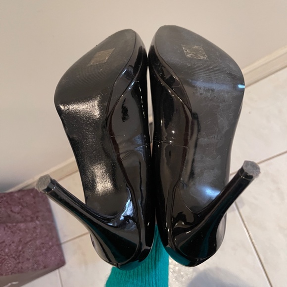 LOCALE Pegabo Black Patent Heels Size 37 - Picture 5 of 5